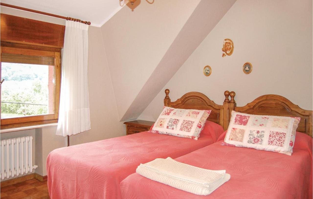 Gorgeous Home In Pilona With Kitchen La Pinera エクステリア 写真